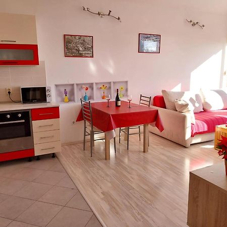 Seaview Apartment Omis Exterior photo