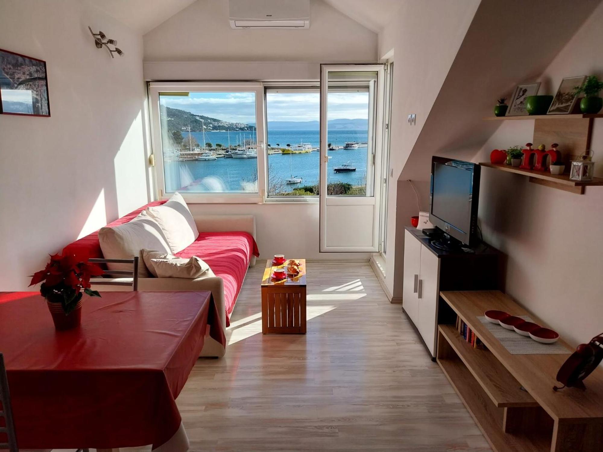 Seaview Apartment Omis Exterior photo