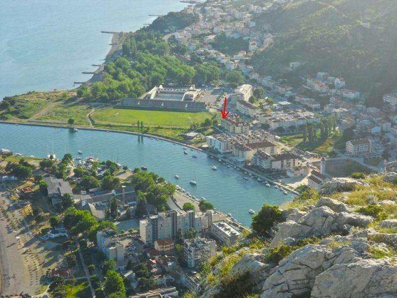 Seaview Apartment Omis Exterior photo